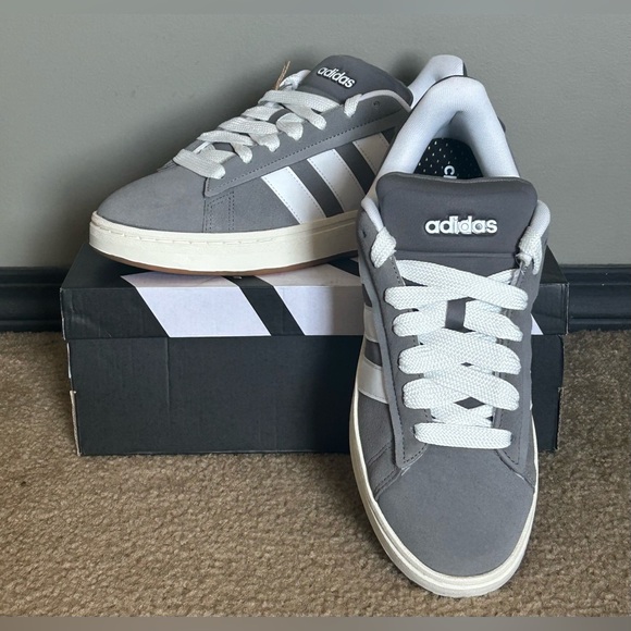 Adidas Men's Grand Court Alpha 00s Classic Gray and White Sneakers size 11 - Picture 3 of 12